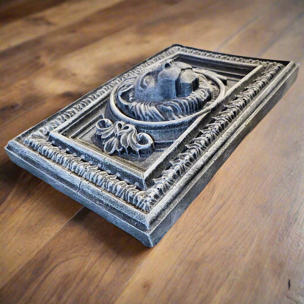 Majestic Lion Wall Plaque (14" x 8")-2
