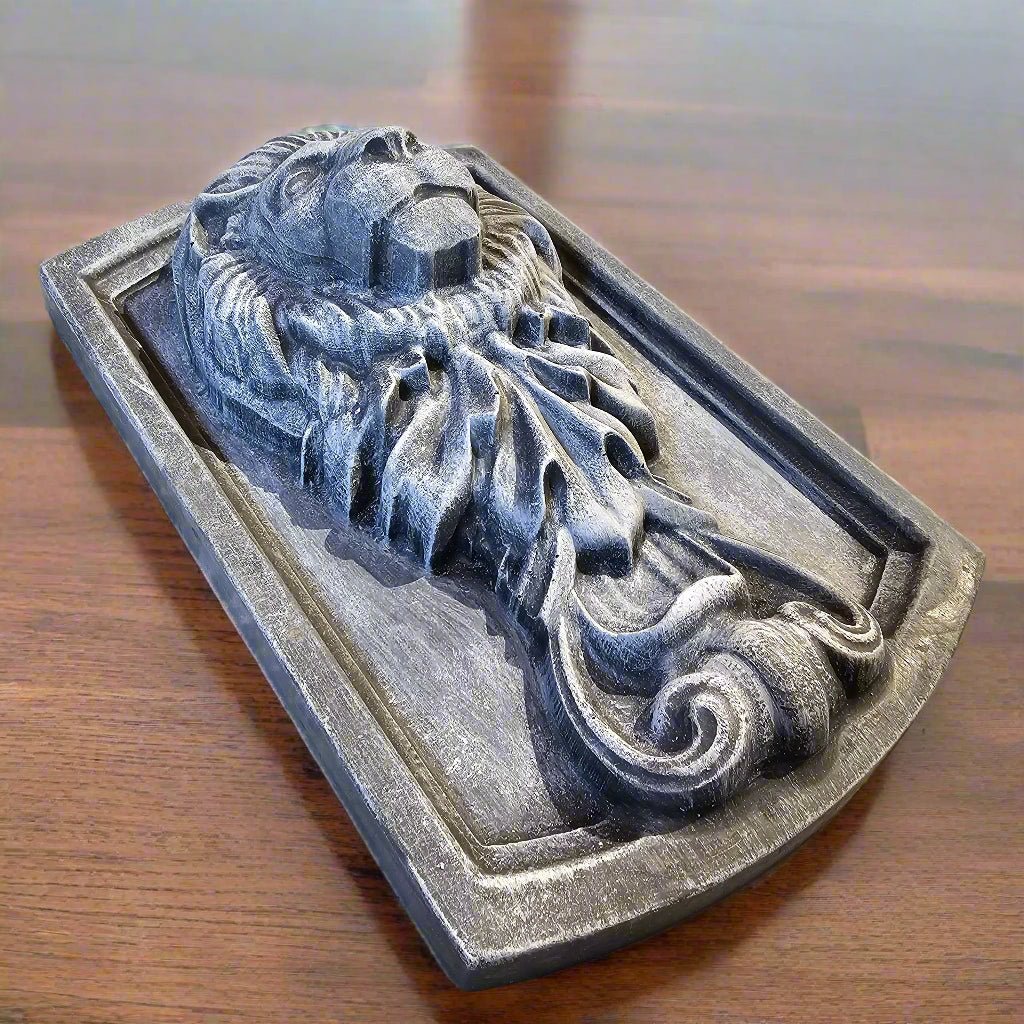 Majestic Lion Guardian Plaque (12" x 7.5")-1