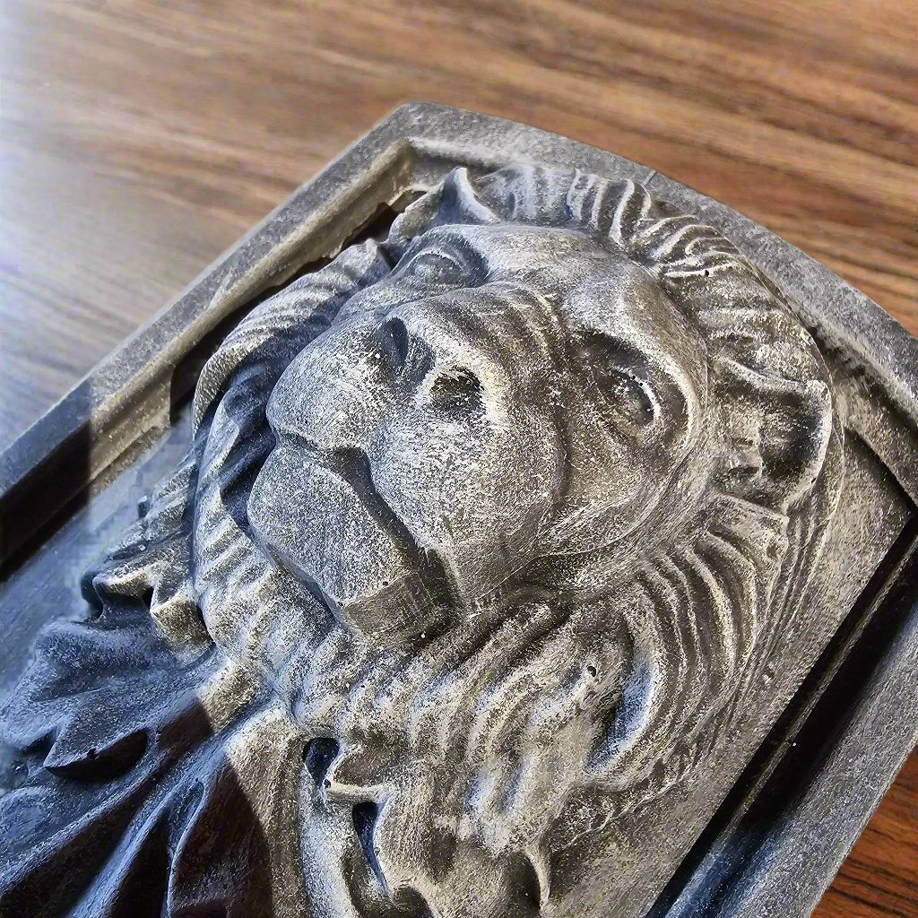 Majestic Lion Guardian Plaque (12" x 7.5")-3
